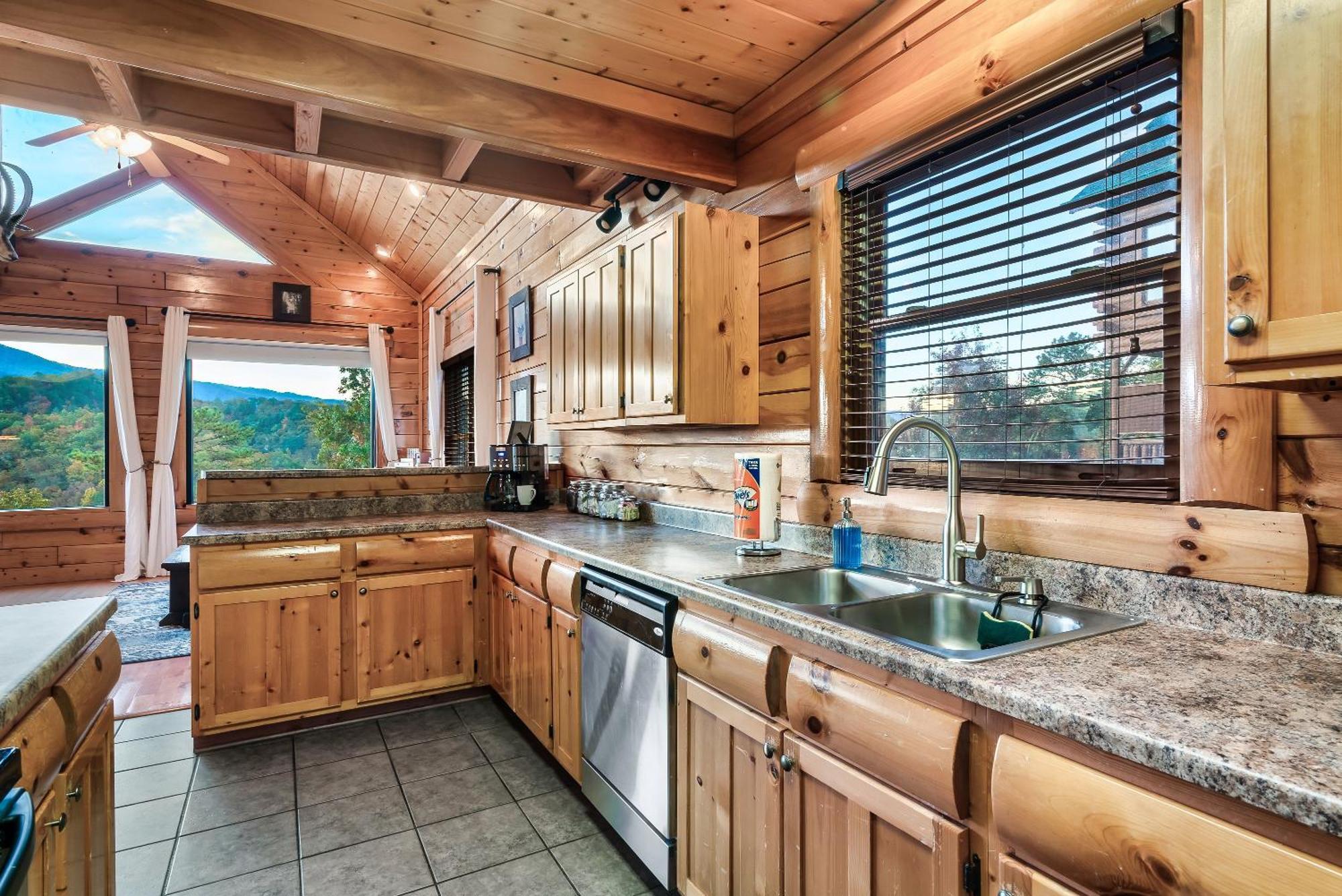 Epic Mountain Views, Hot Tub, Game Room, Sleeps 10 Сивиървил Екстериор снимка